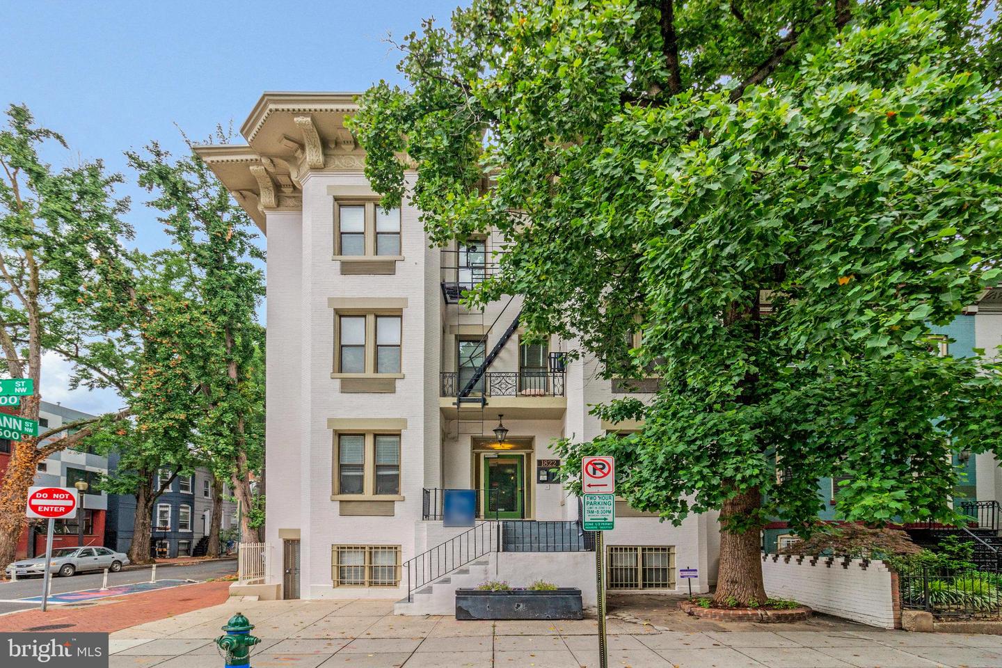 1822-15th NW 15th St NW #202
