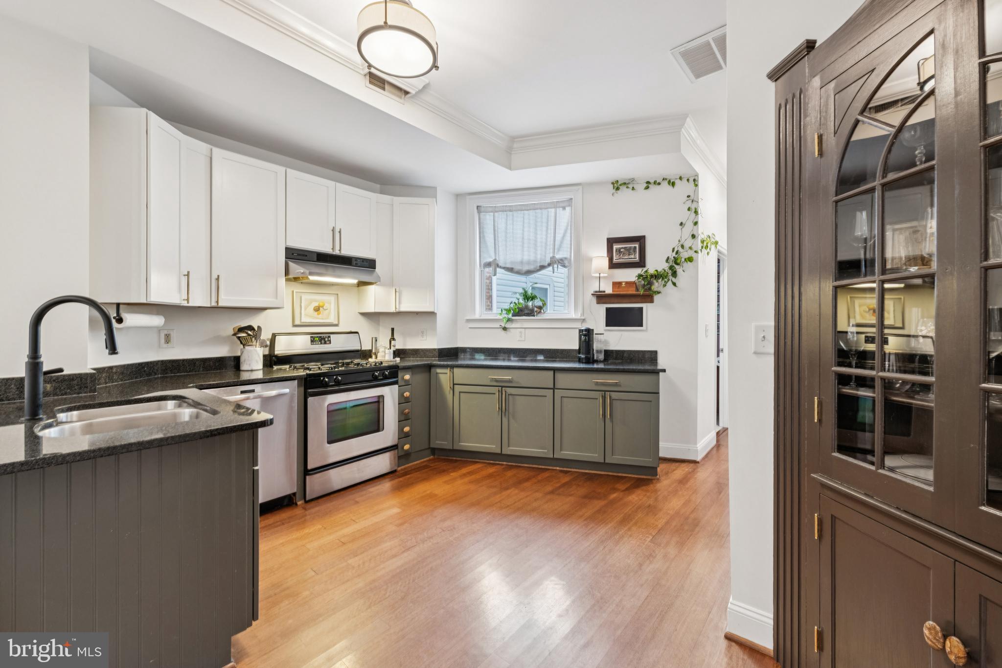 2304 1ST STREET NW 1