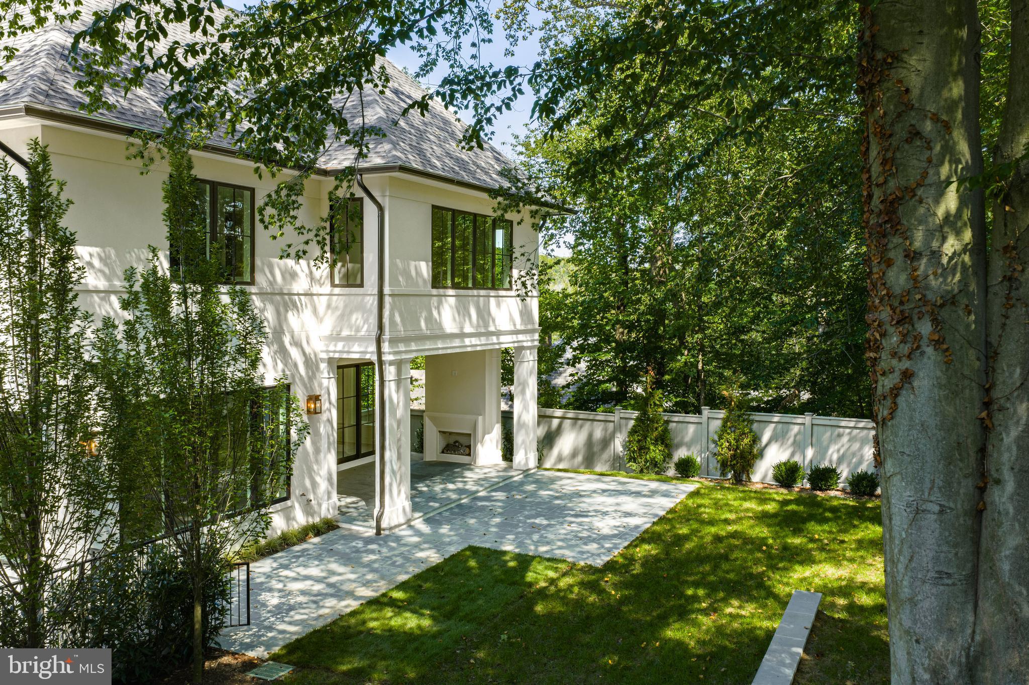 2916 CHESAPEAKE STREET NW