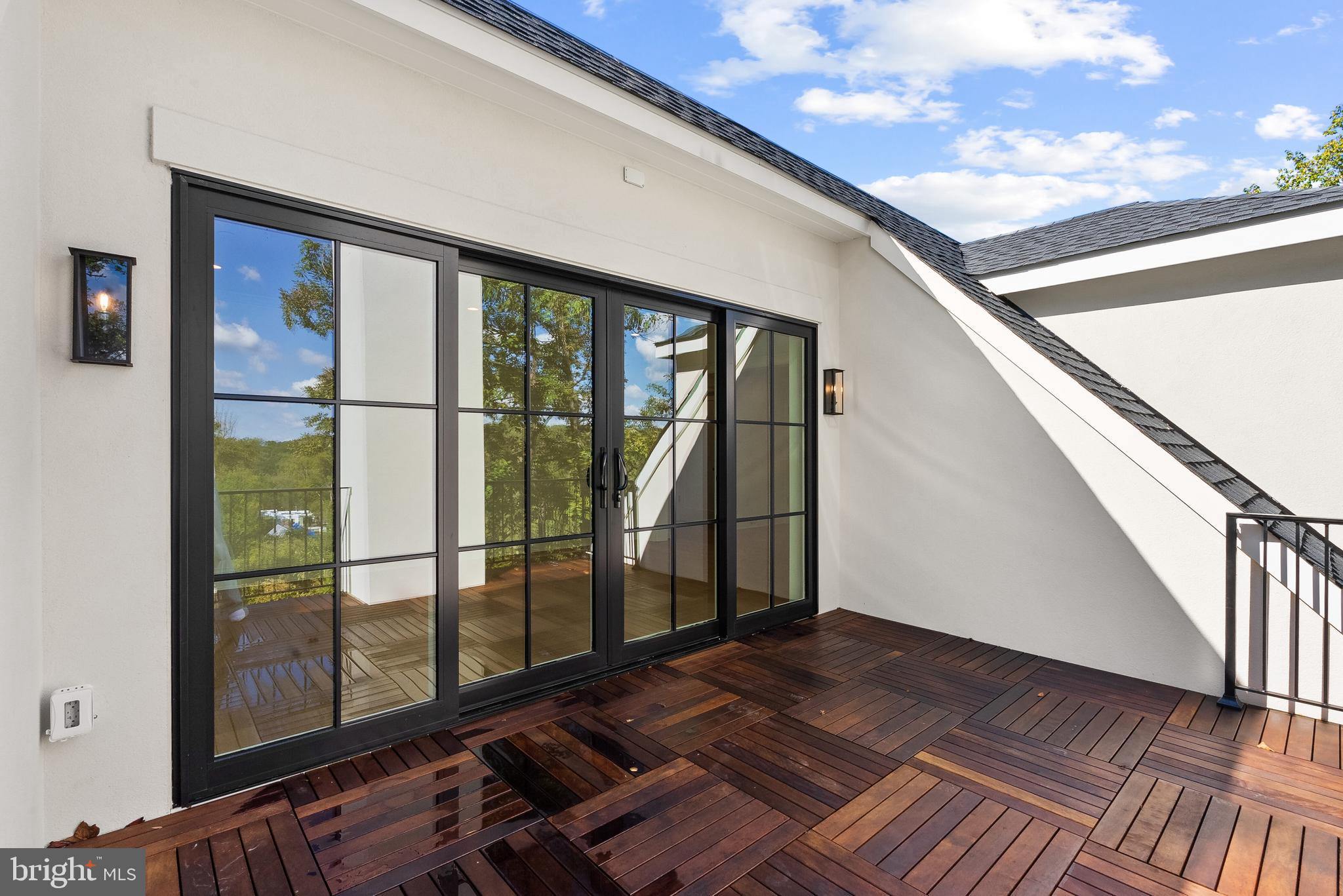 2916 CHESAPEAKE STREET NW