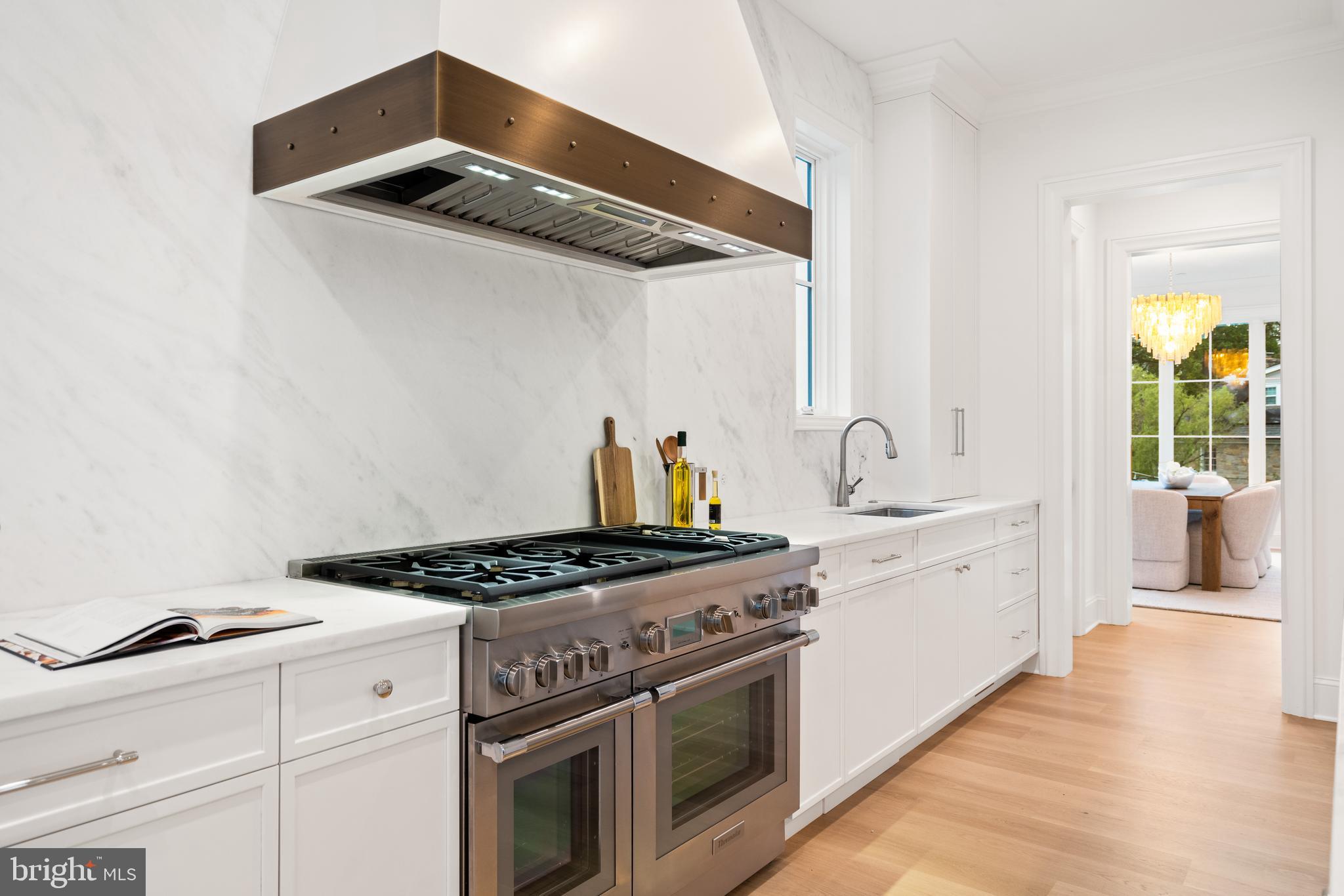 2916 CHESAPEAKE STREET NW