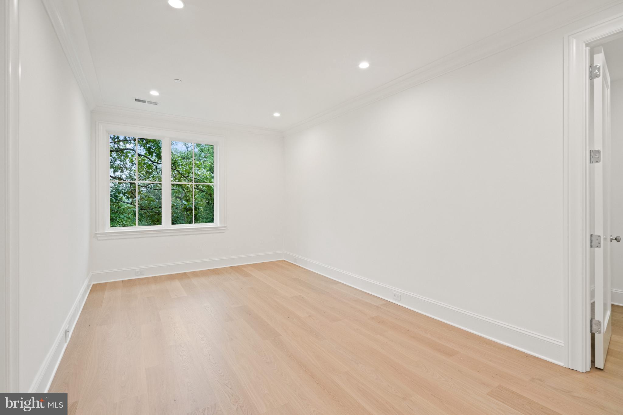 2916 CHESAPEAKE STREET NW