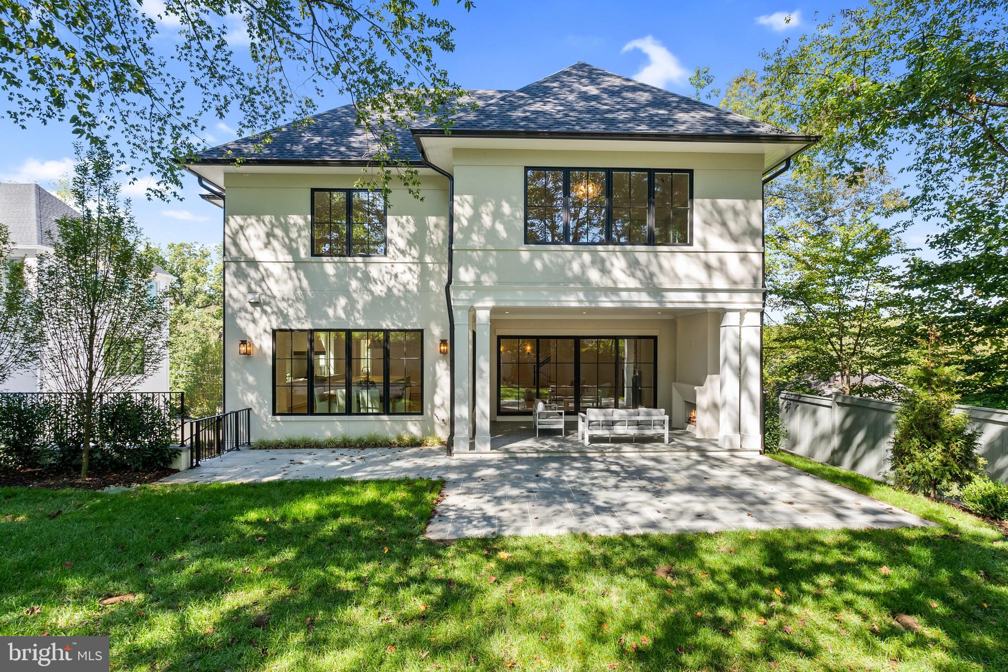 2916 CHESAPEAKE STREET NW