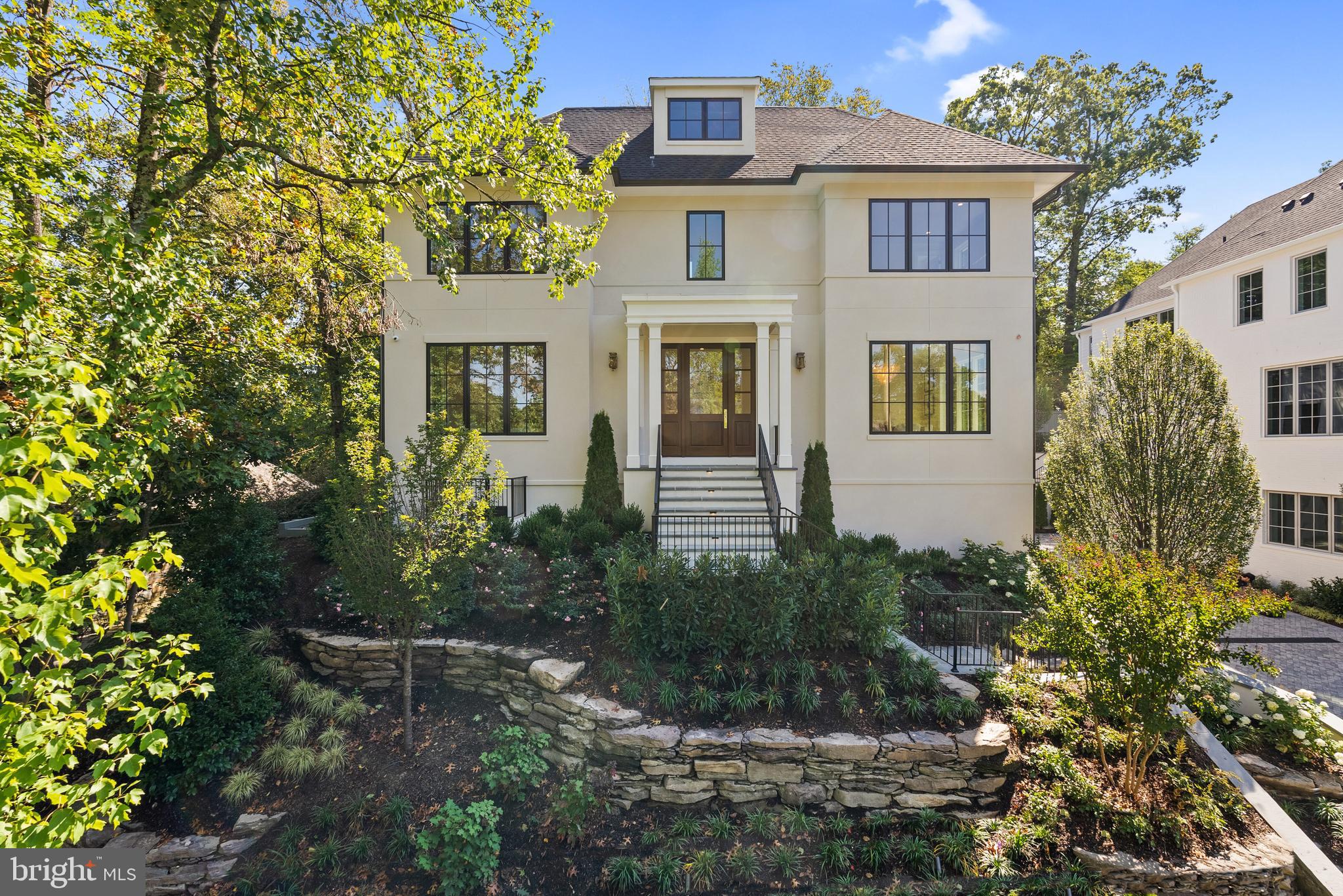 2916 CHESAPEAKE STREET NW