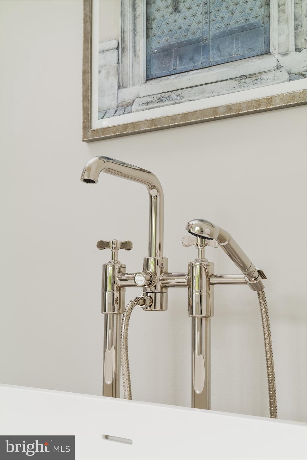 2916 CHESAPEAKE STREET NW