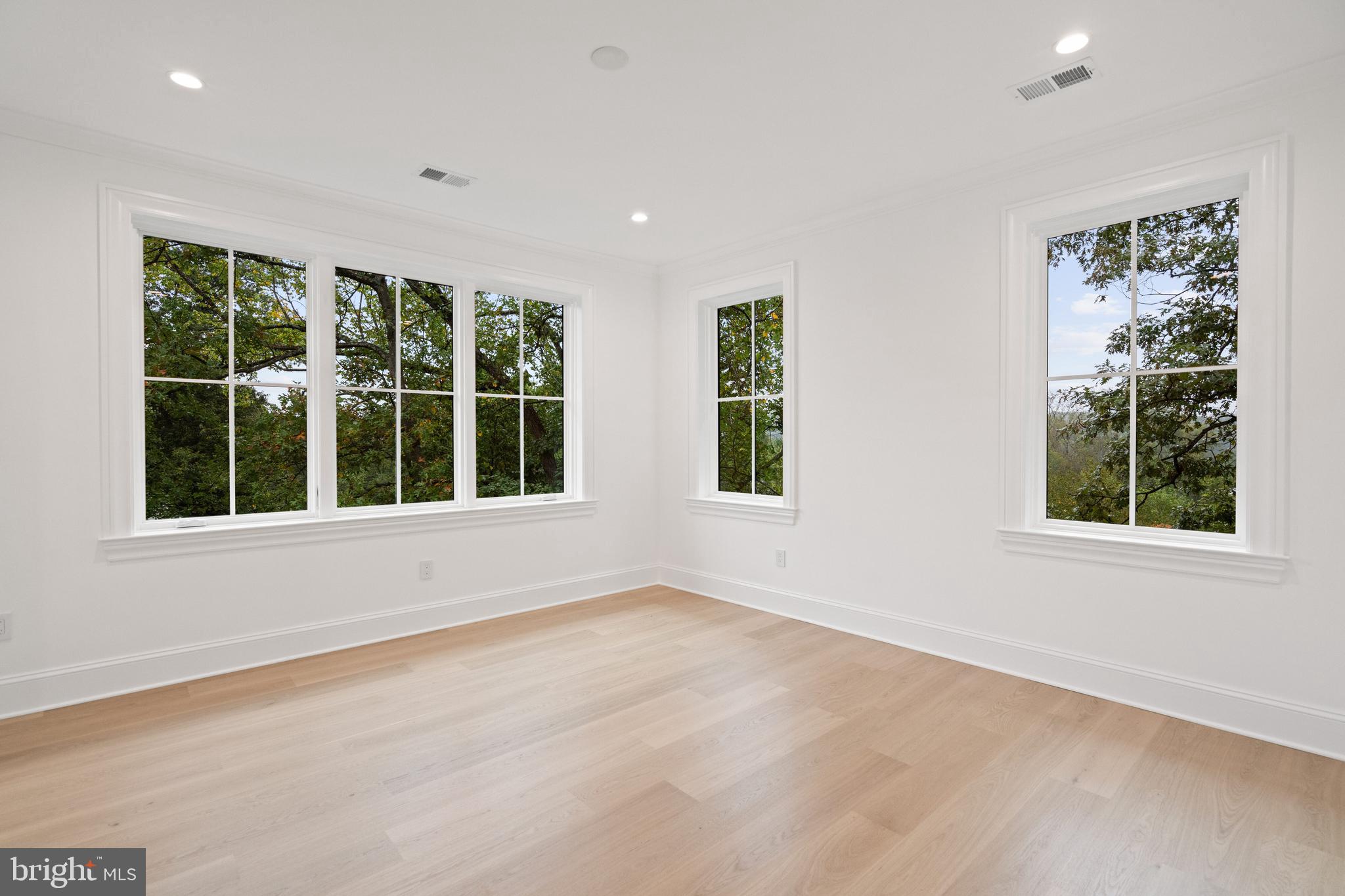 2916 CHESAPEAKE STREET NW