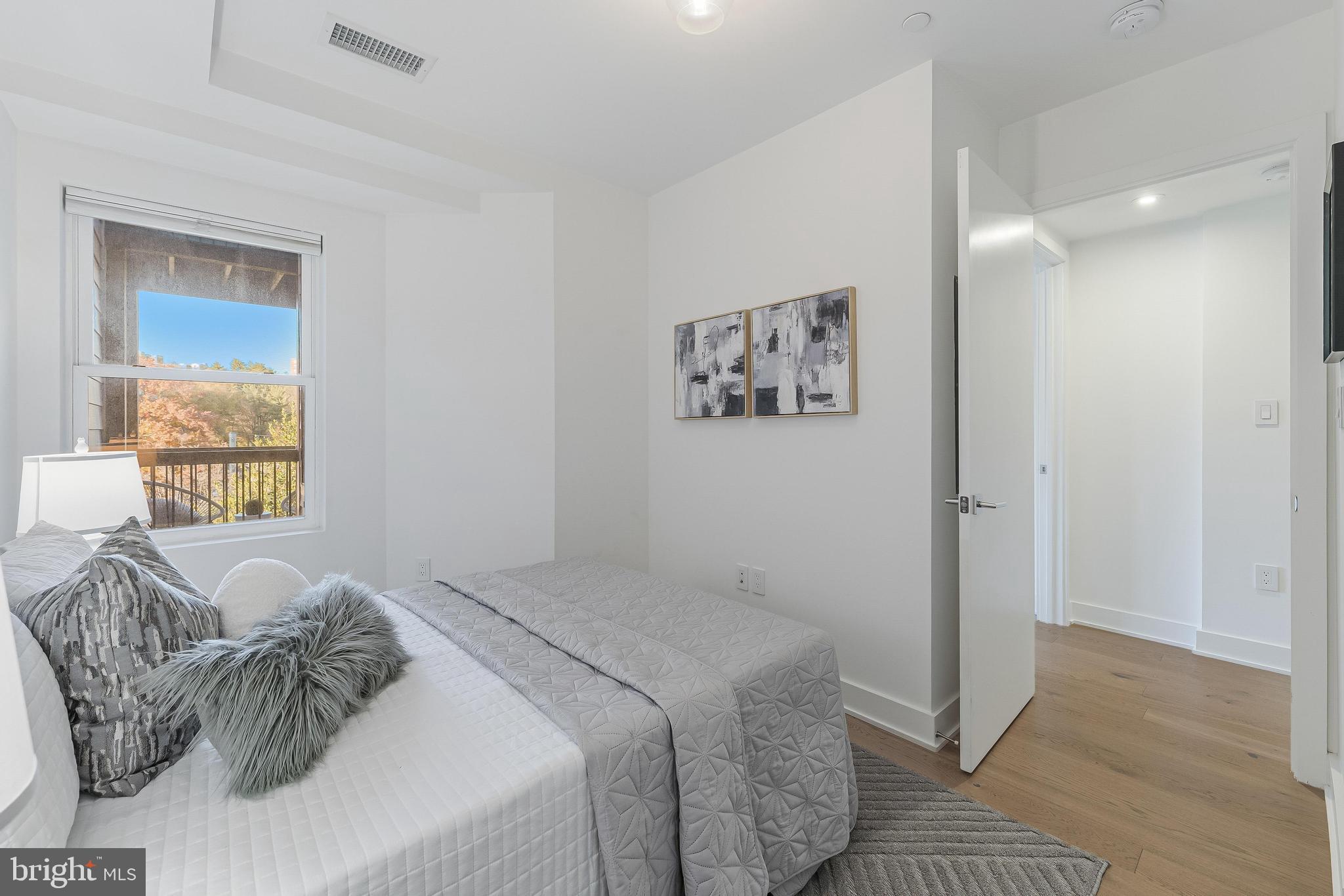 4017 DAVIS PLACE NW 6