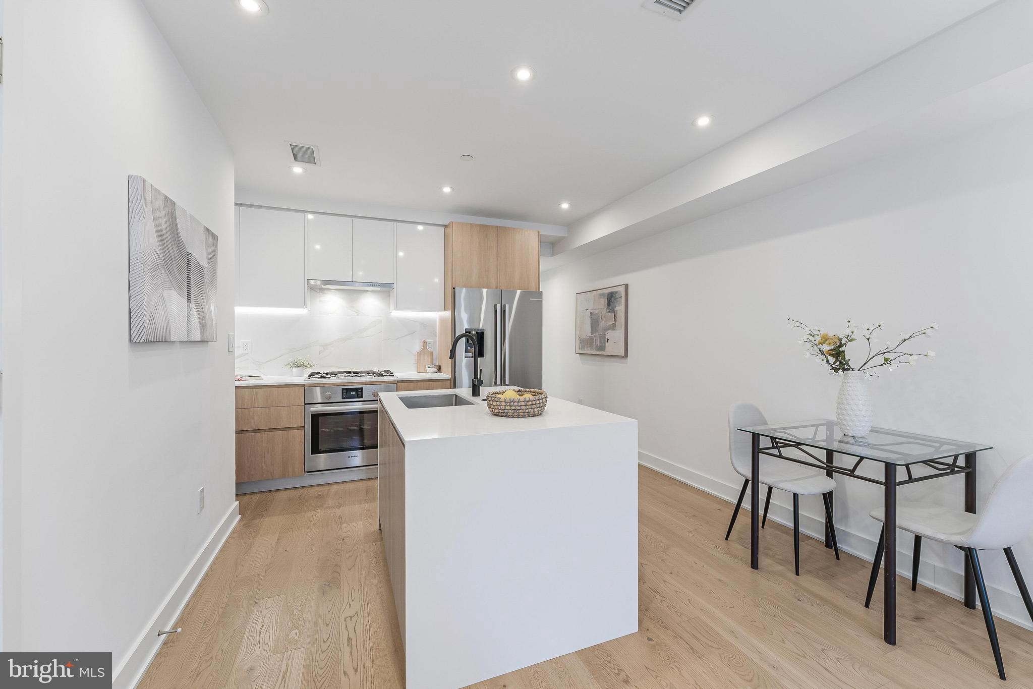 4017 DAVIS PLACE NW 6