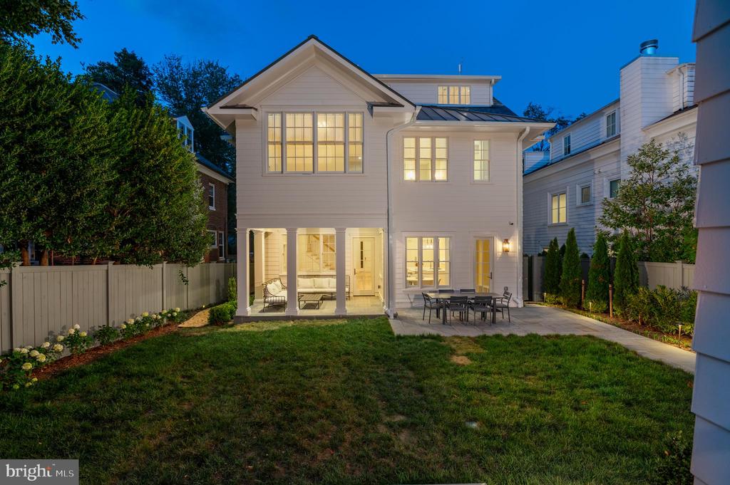 2604 36TH STREET NW