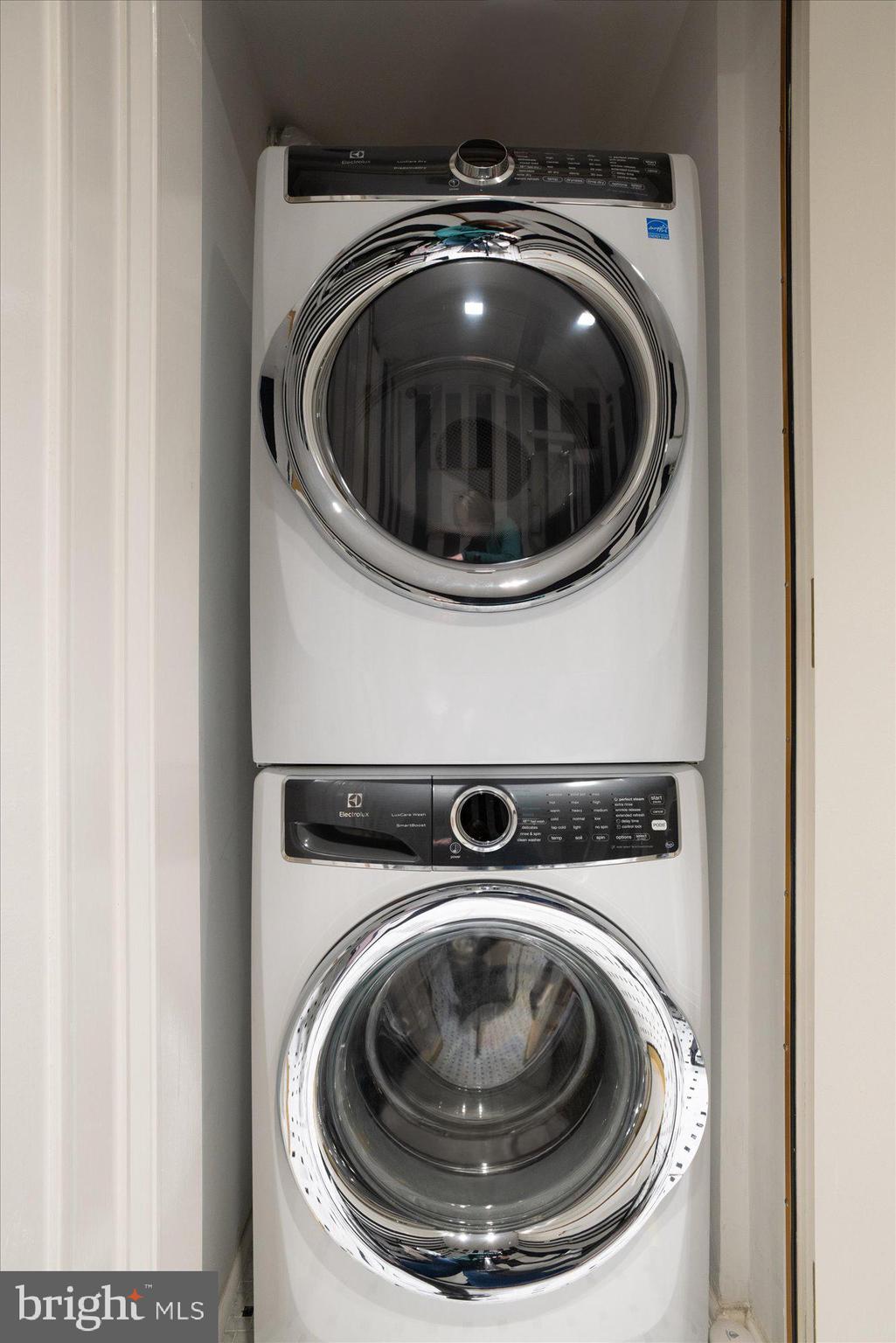 1155 23RD STREET NW 8H