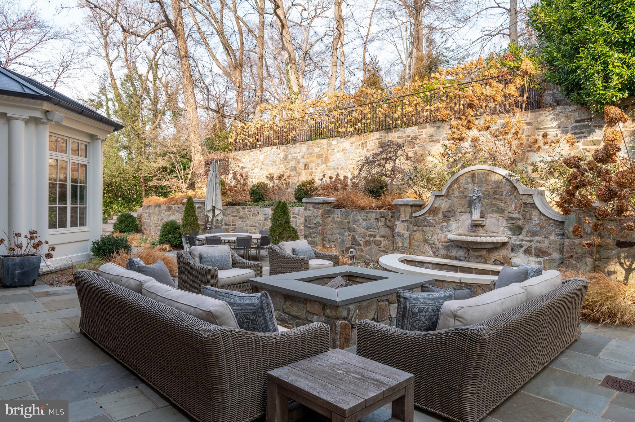 4869 GLENBROOK ROAD NW