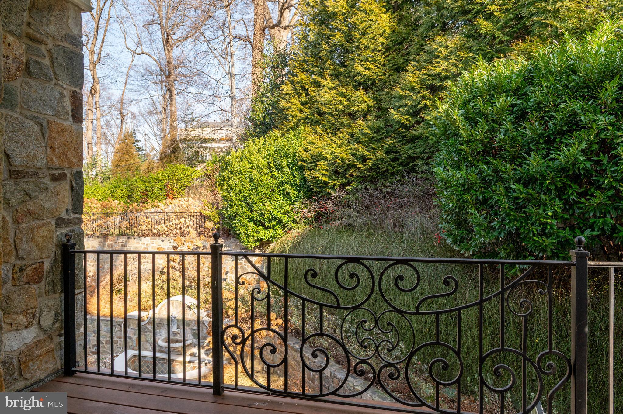 4869 GLENBROOK ROAD NW