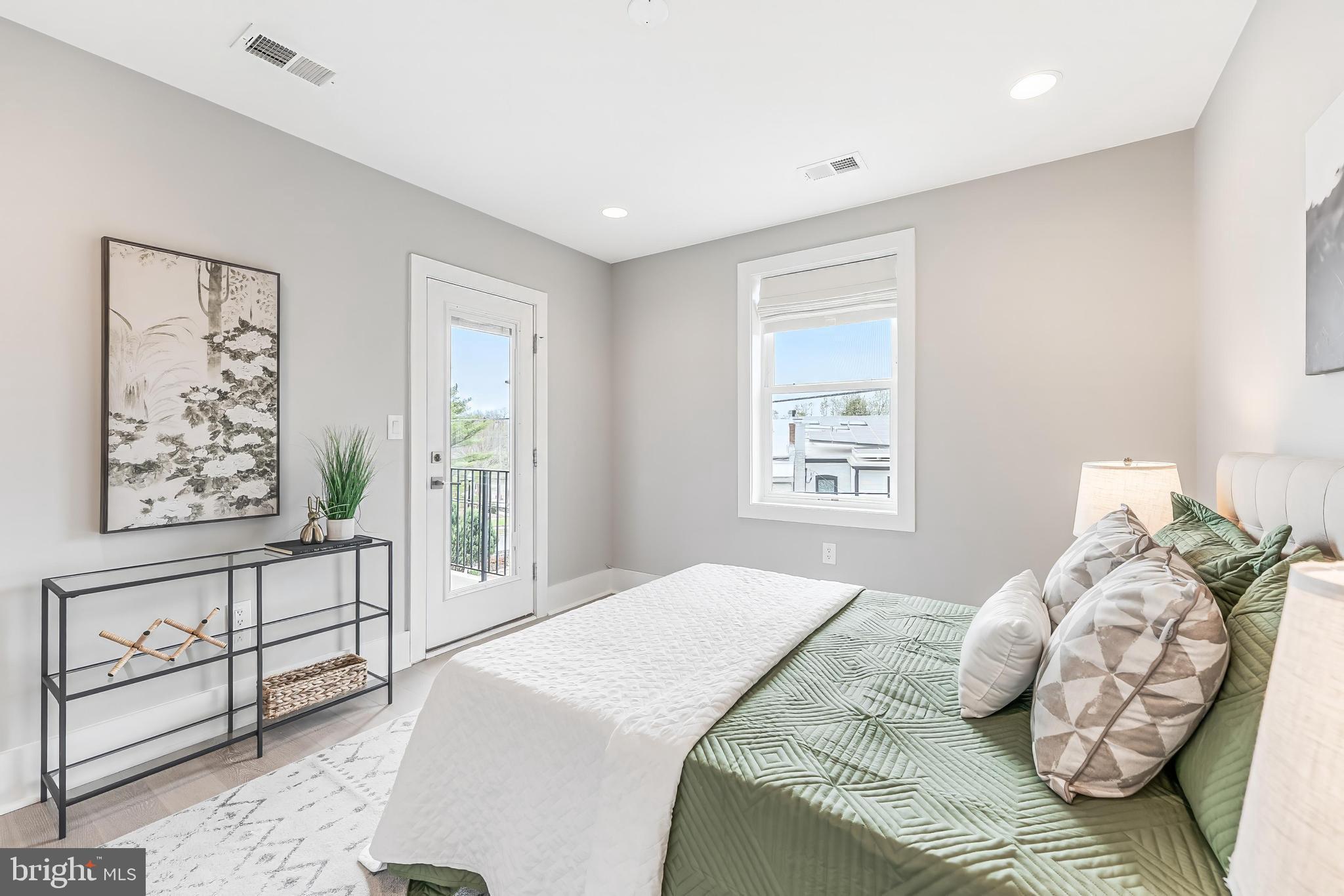 415 VARNUM STREET NW 2