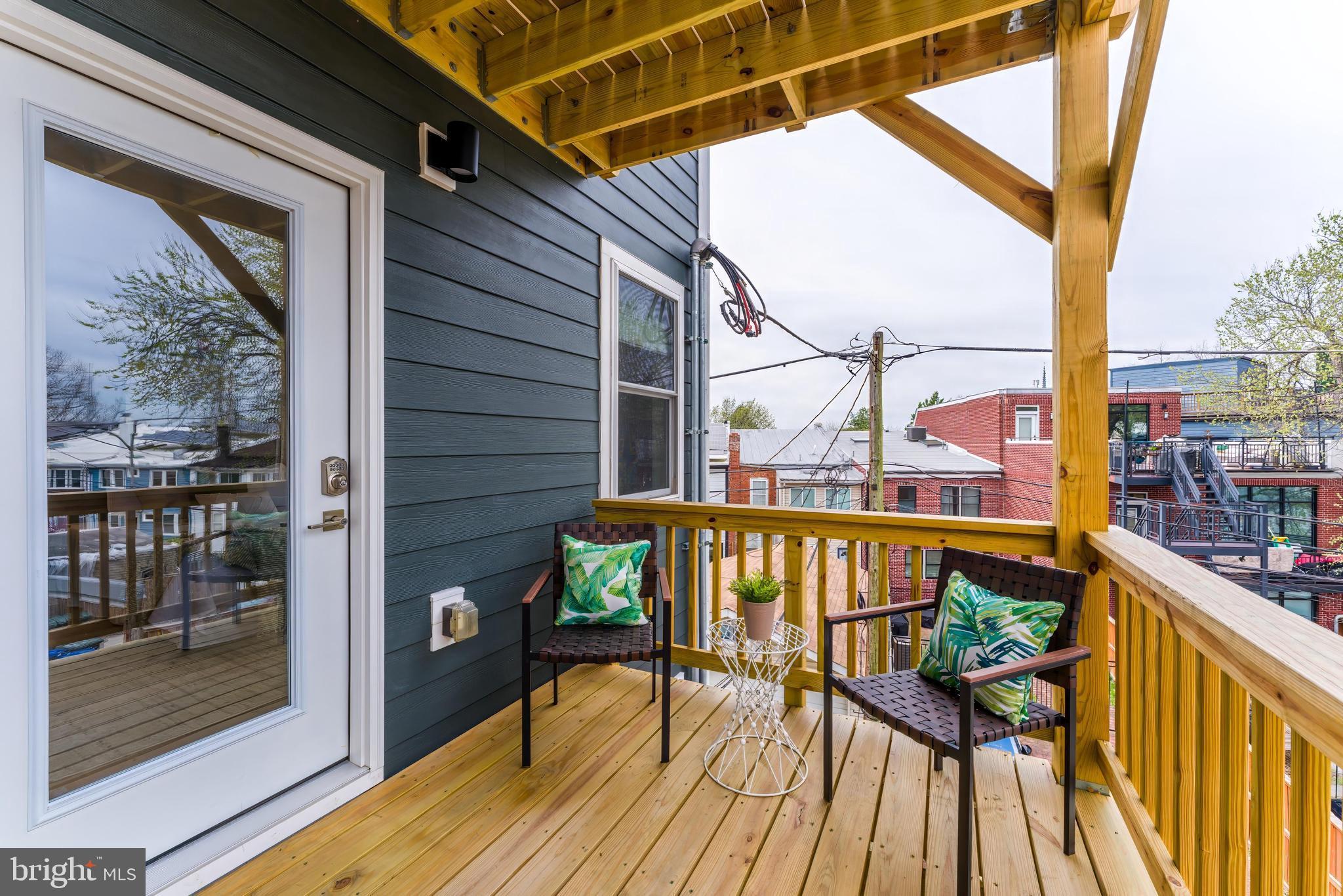 415 VARNUM STREET NW 2