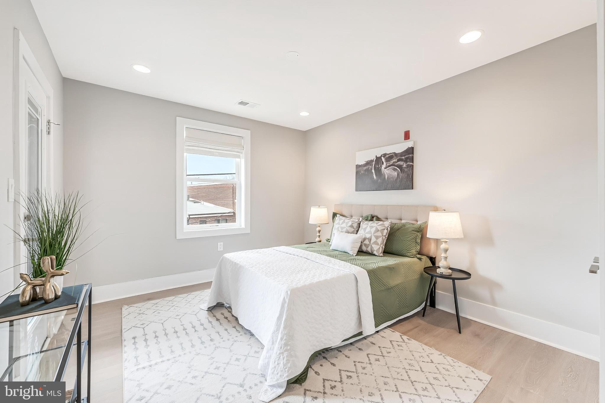 415 VARNUM STREET NW 2