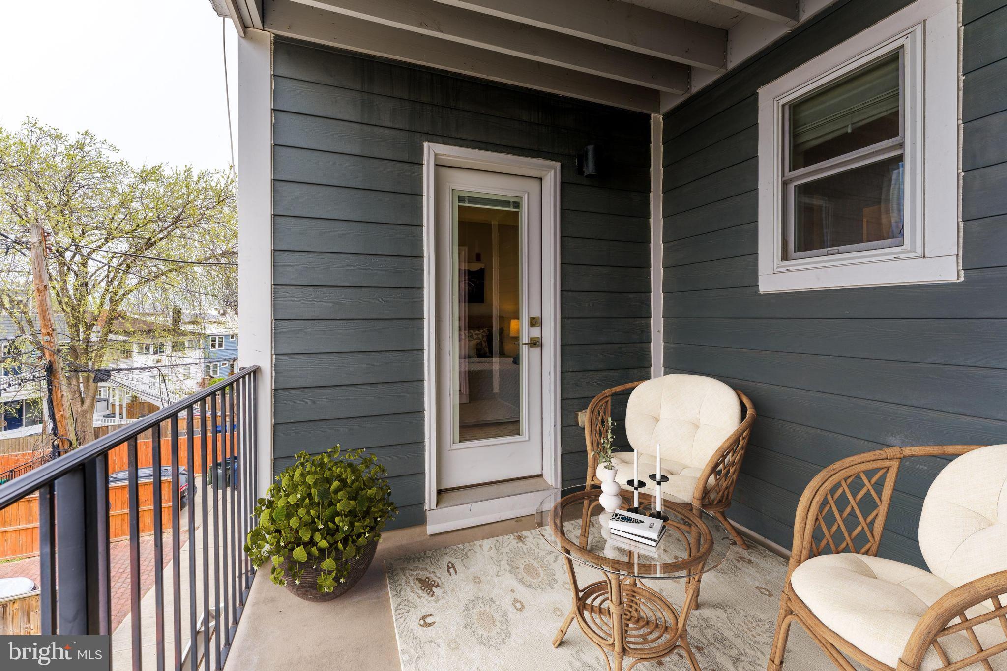 415 VARNUM STREET NW 2