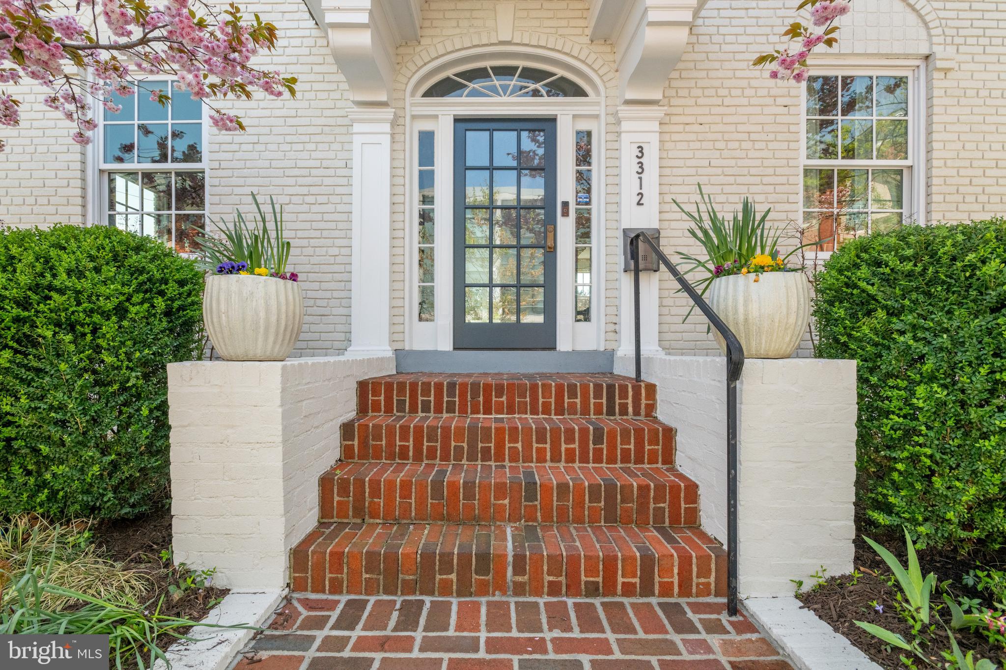 3312 LOWELL STREET NW