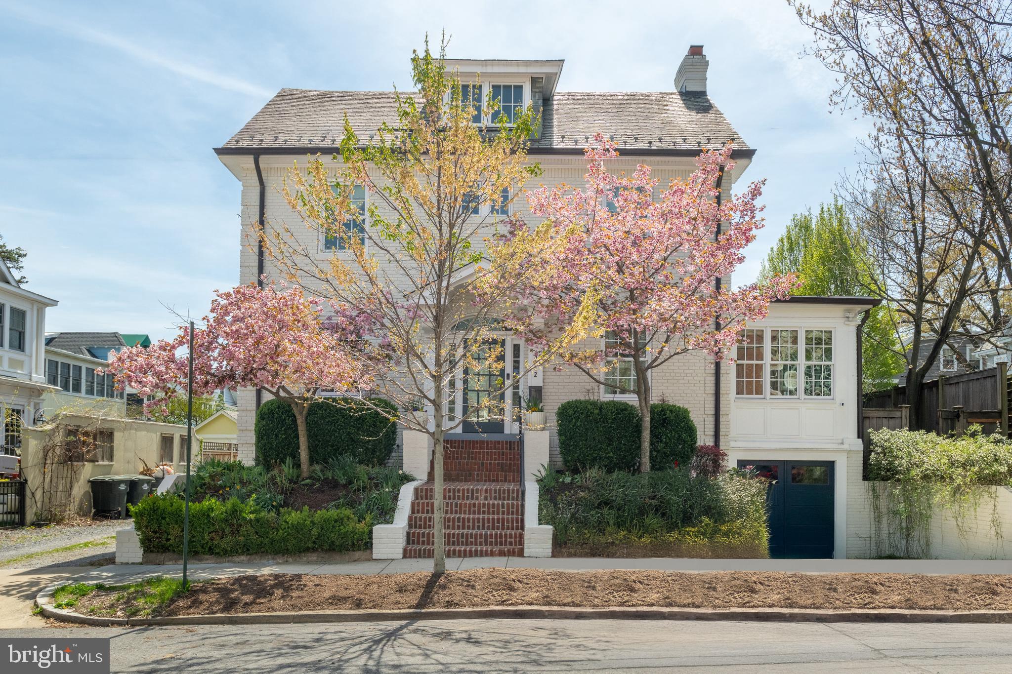 3312 LOWELL STREET NW