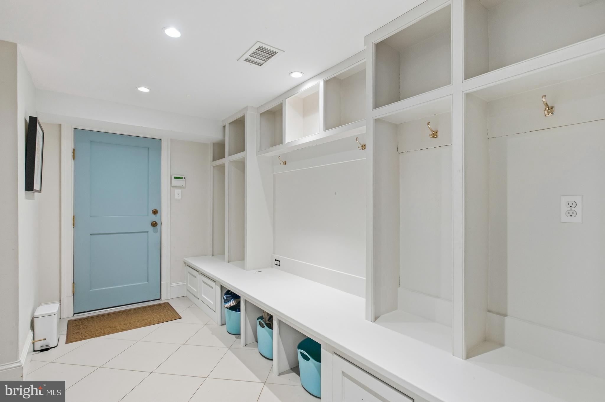 3312 LOWELL STREET NW