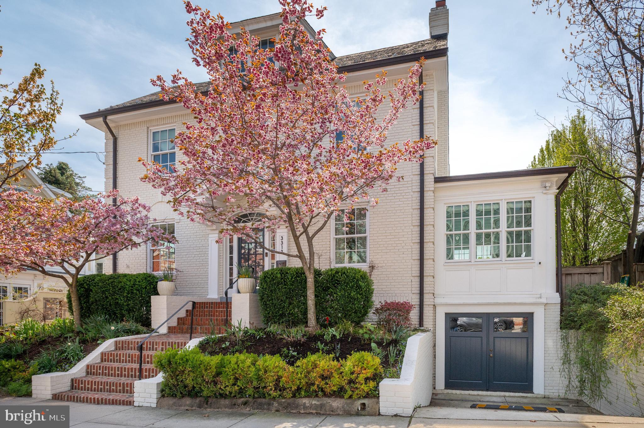 3312 LOWELL STREET NW