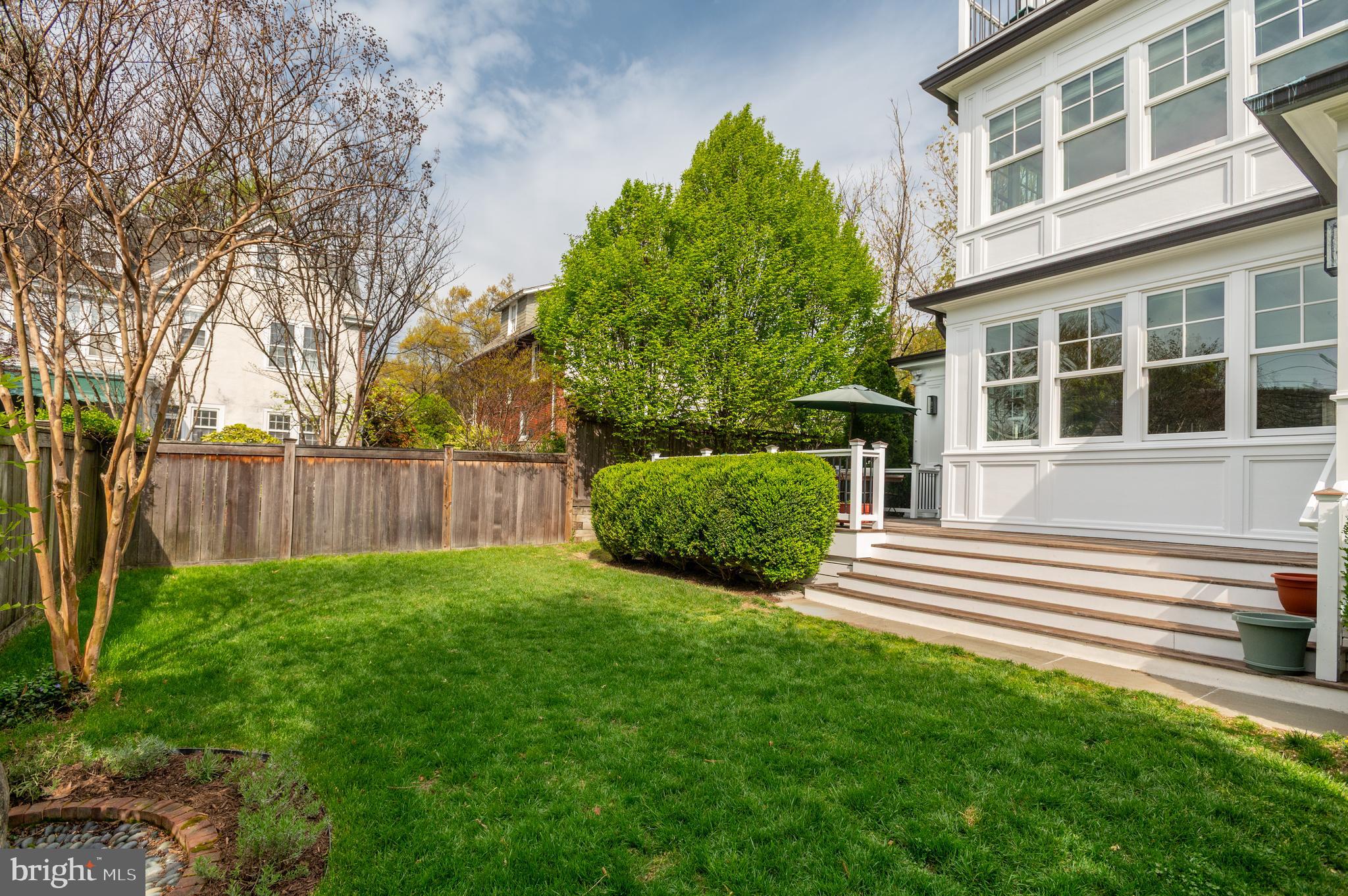 3312 LOWELL STREET NW