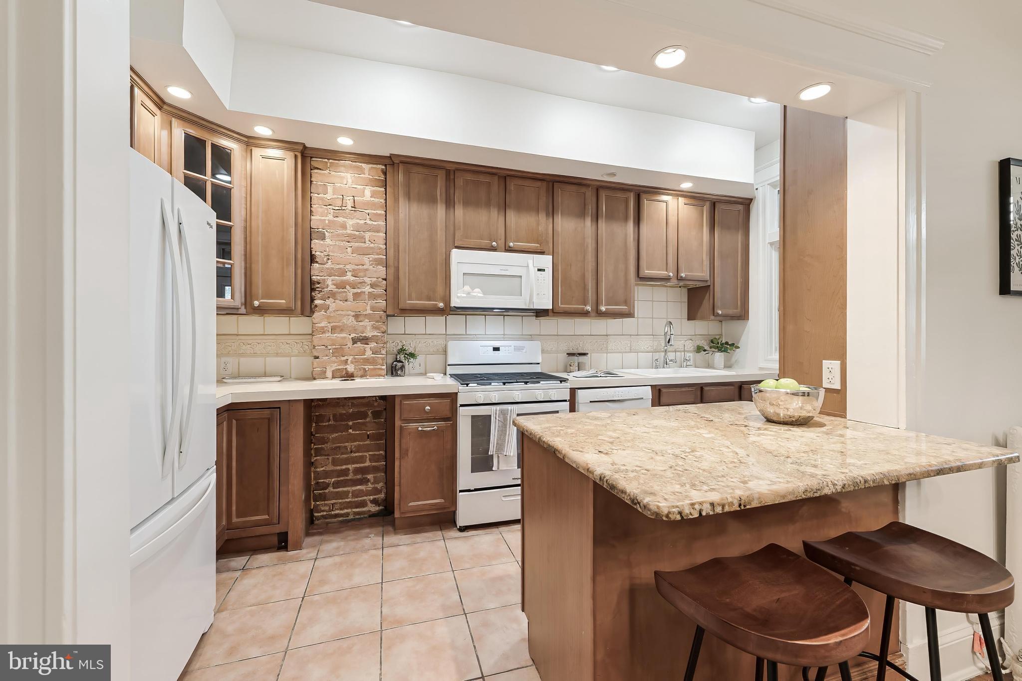 709 QUINCY STREET NW