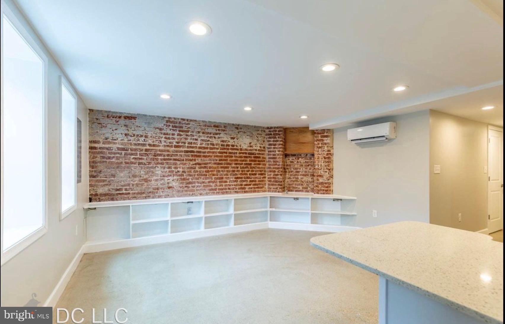 709 QUINCY STREET NW