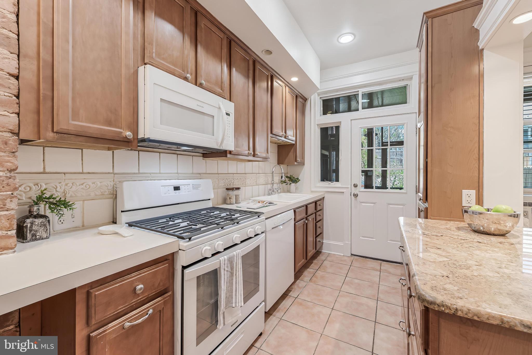 709 QUINCY STREET NW