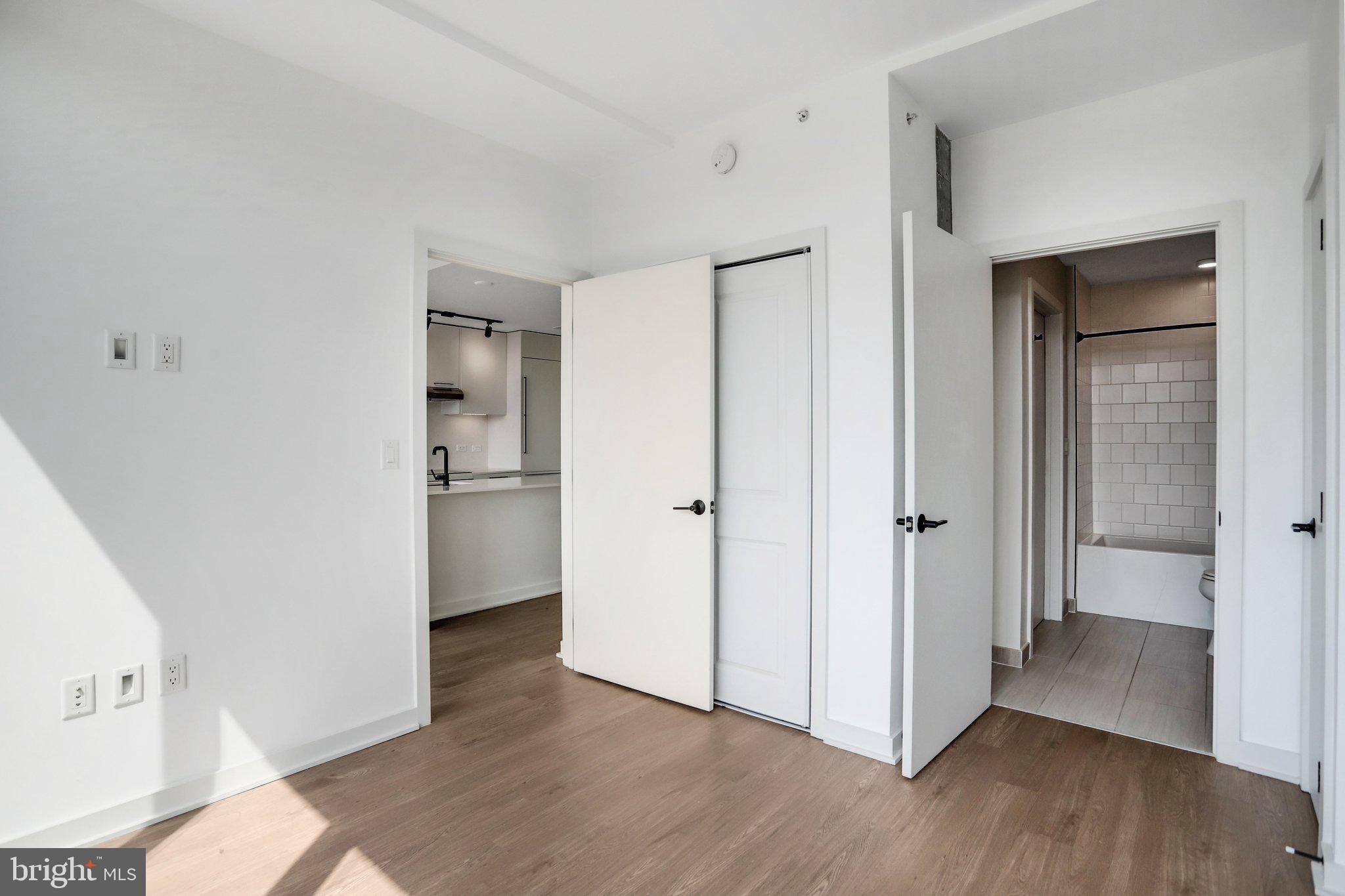 1625 ECKINGTON PLACE NE PH319