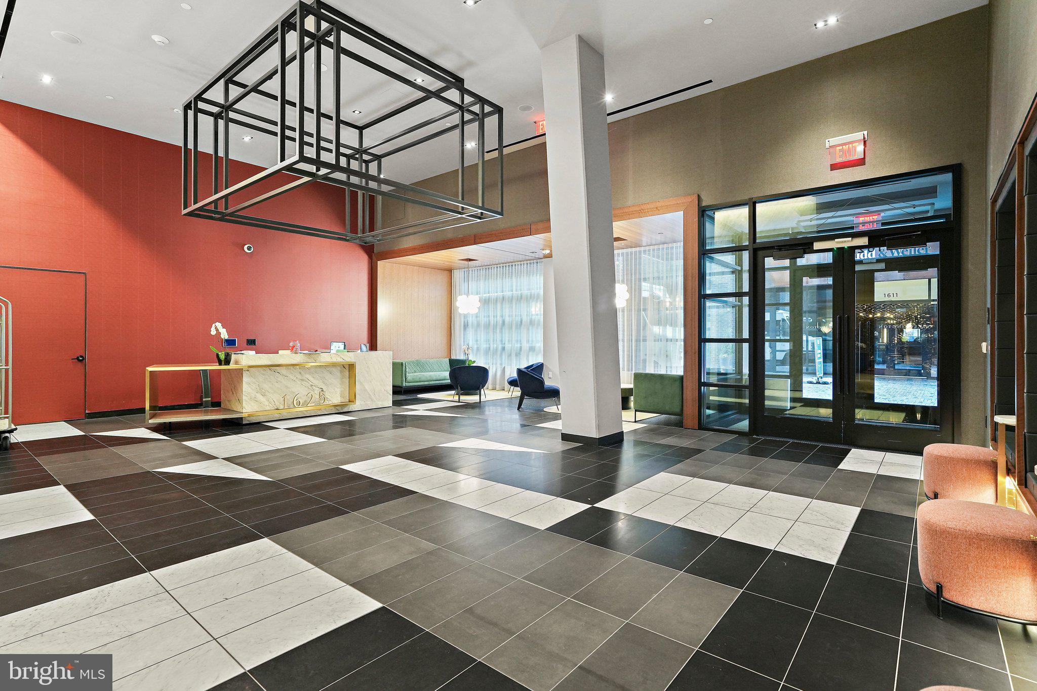 1625 ECKINGTON PLACE NE PH319