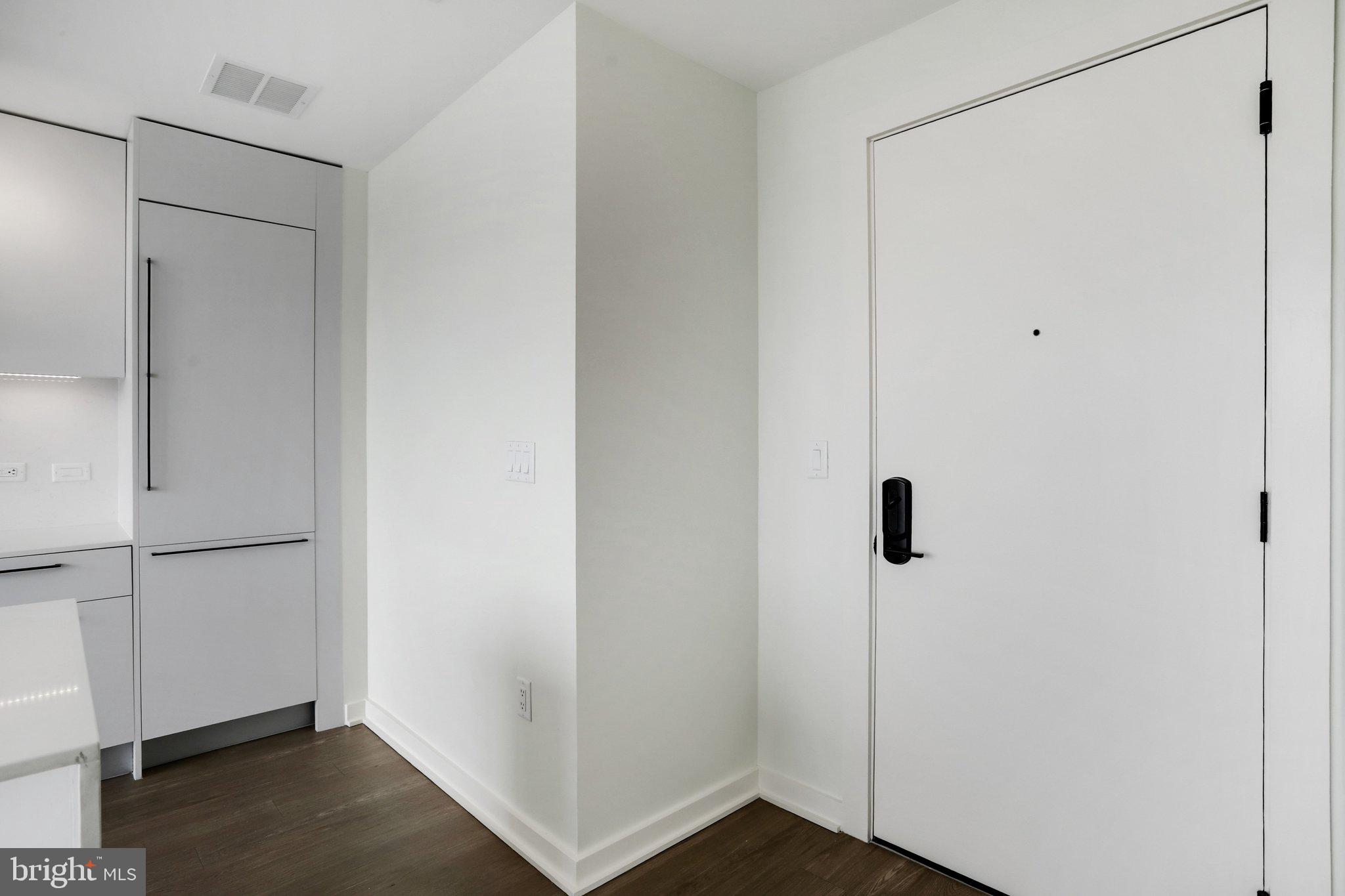 1625 ECKINGTON PLACE NE PH319