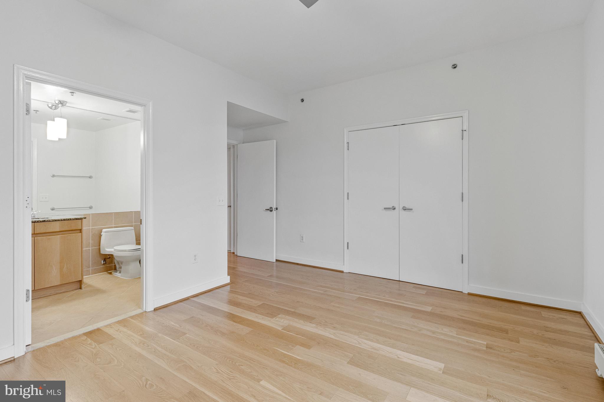 675 E STREET NW 900