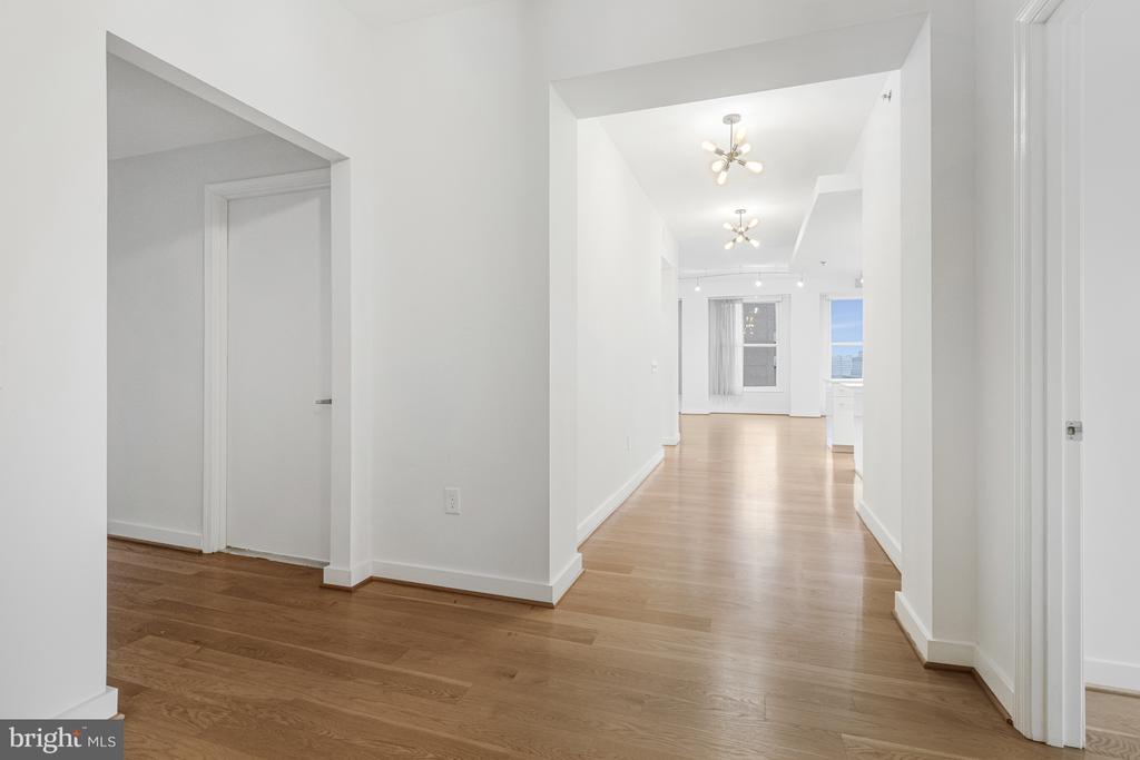 675 E STREET NW 900
