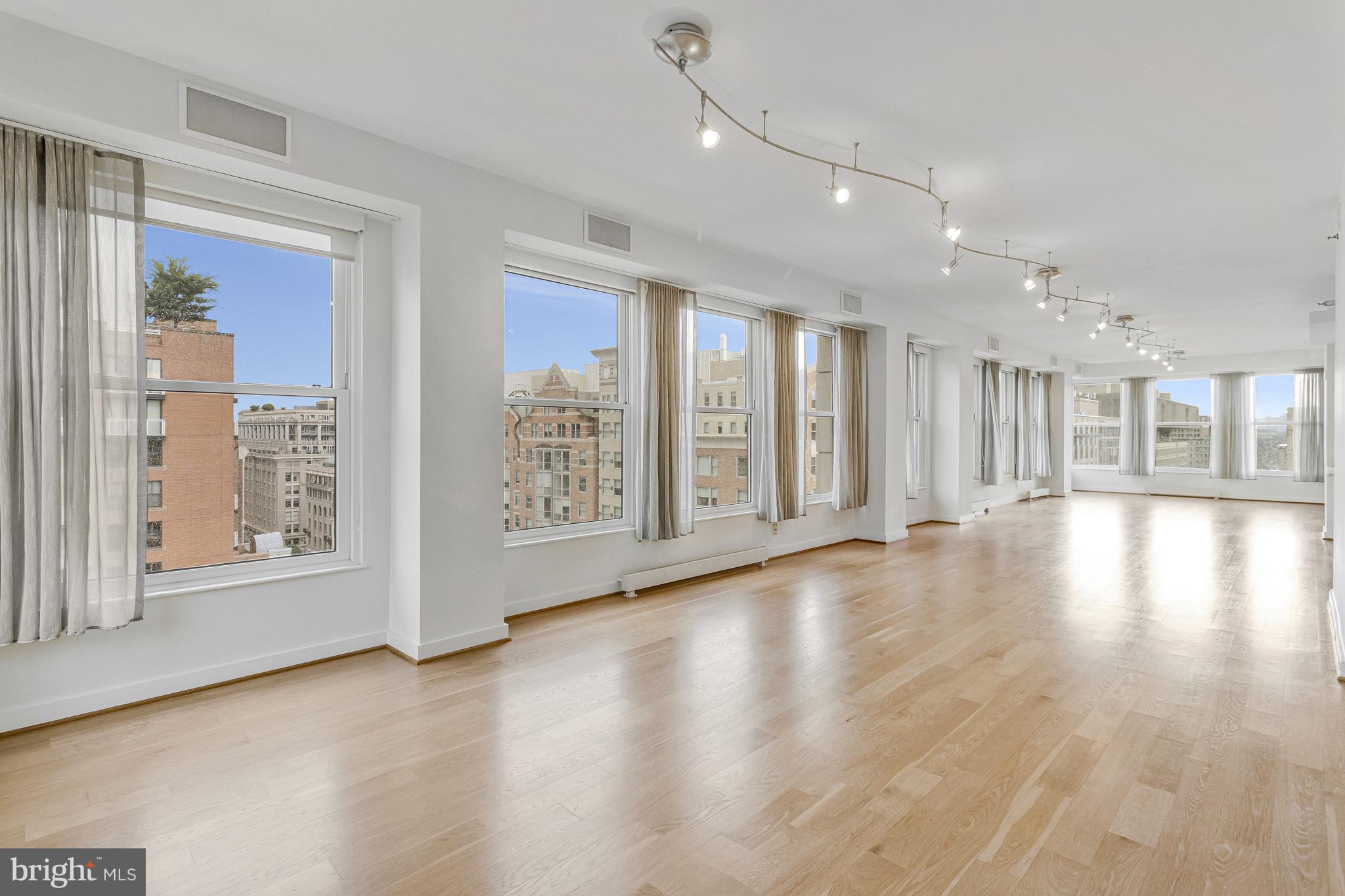 675 E STREET NW 900