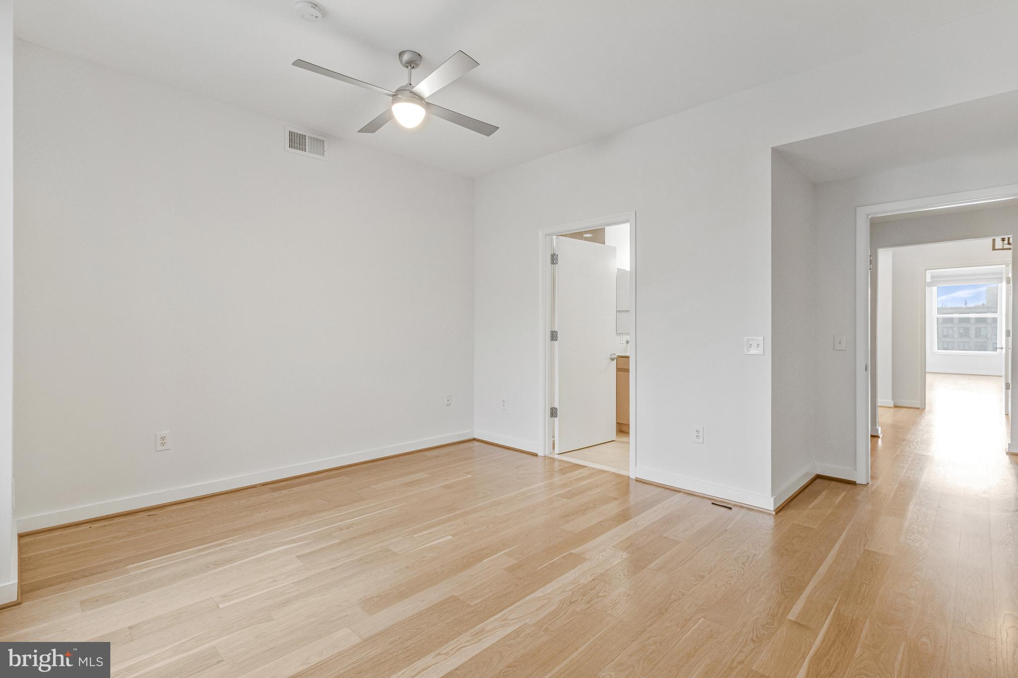 675 E STREET NW 900