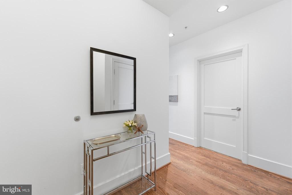 2100 11TH STREET NW Unit: 406