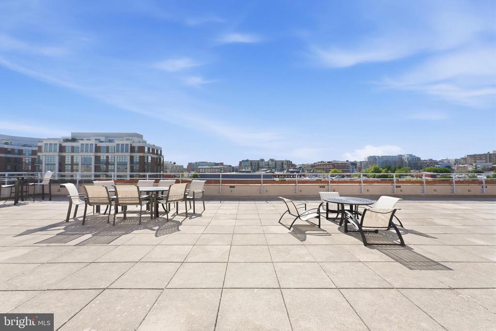2100 11TH STREET NW Unit: 406
