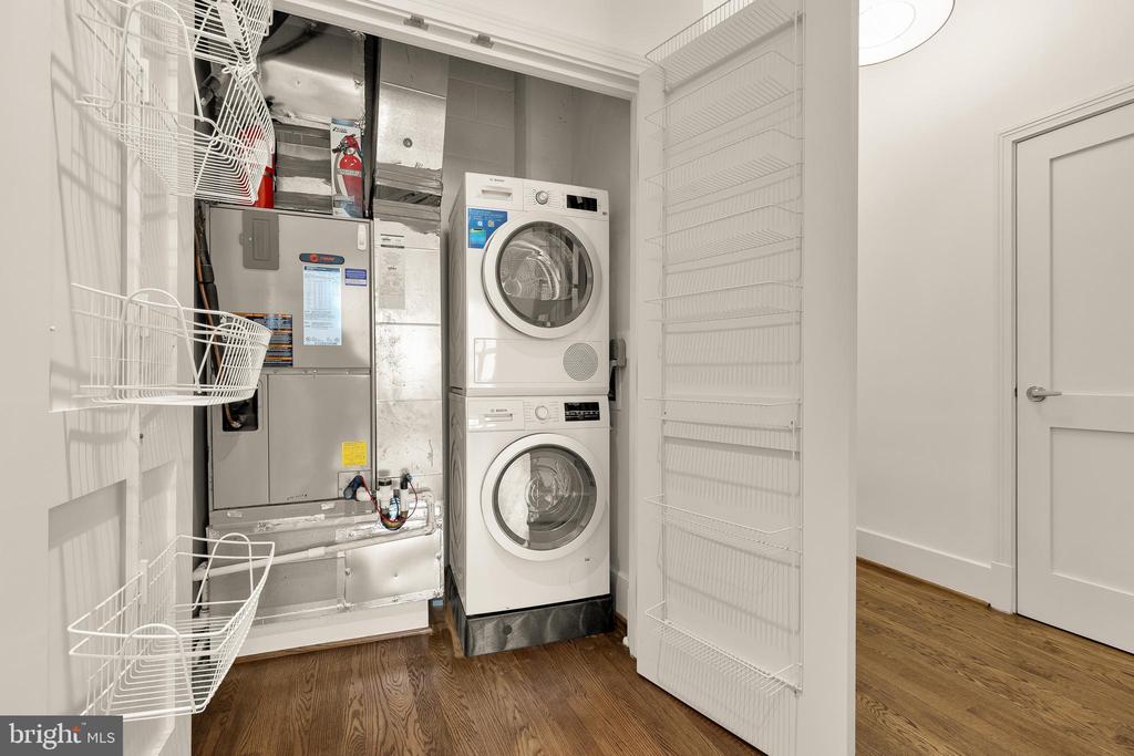 2100 11TH STREET NW Unit: 406