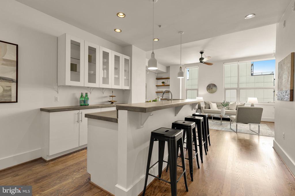 2100 11TH STREET NW Unit: 406