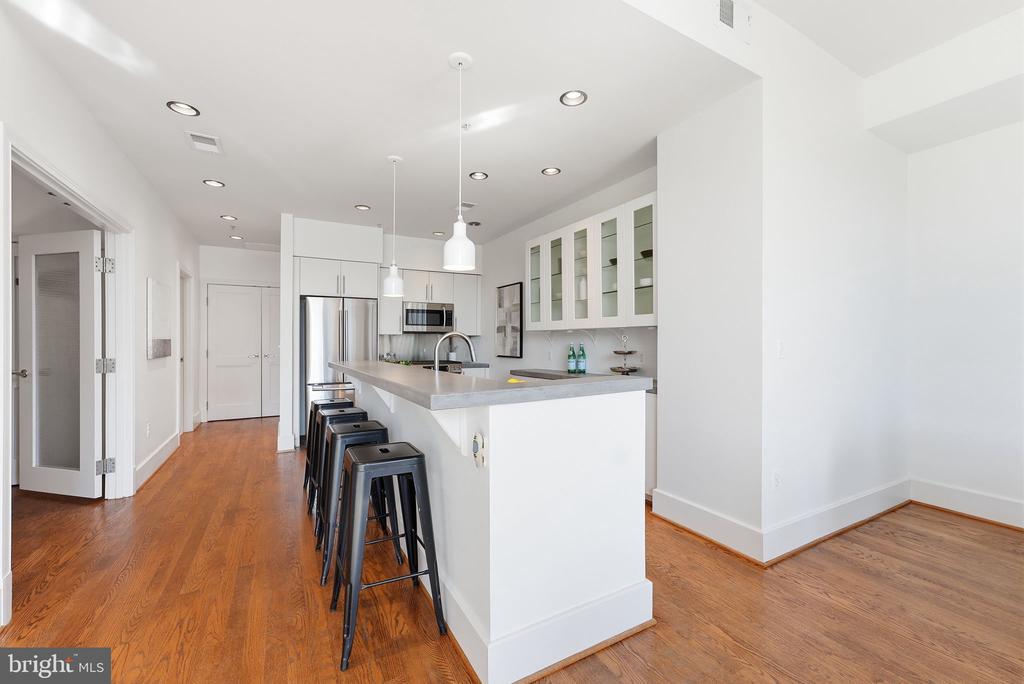 2100 11TH STREET NW Unit: 406