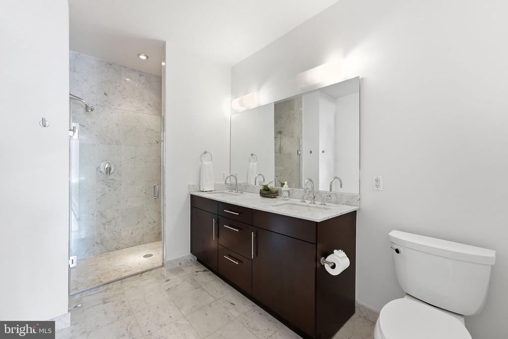 2100 11TH STREET NW Unit: 406