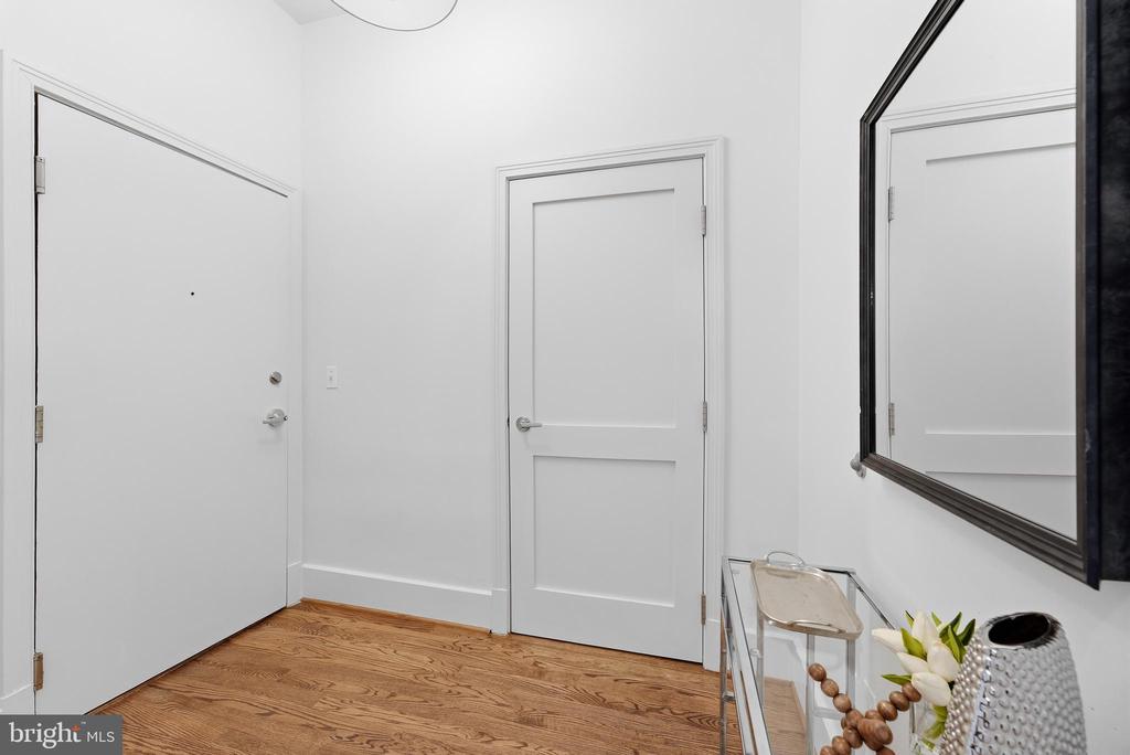 2100 11TH STREET NW Unit: 406