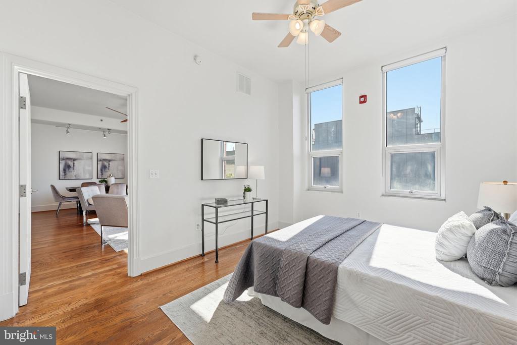 2100 11TH STREET NW Unit: 406