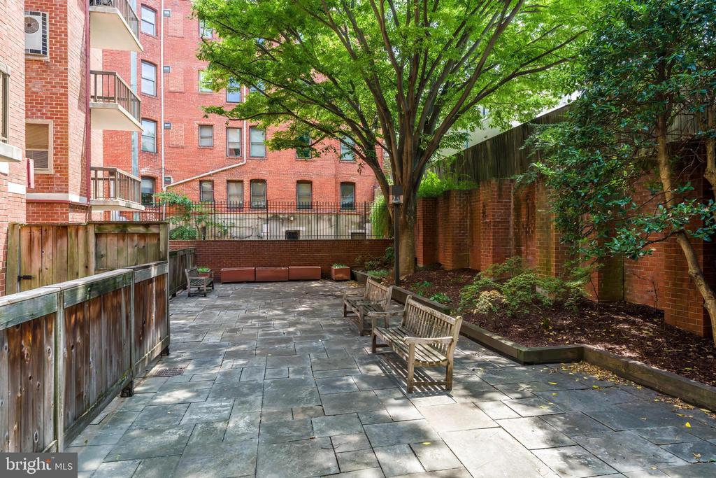 2320 WISCONSIN AVENUE NW Unit: 303