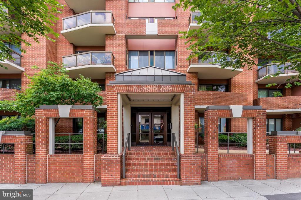 2320 WISCONSIN AVENUE NW Unit: 303