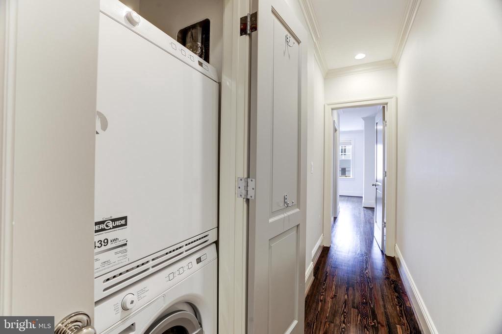 1848 BILTMORE STREET NW Unit: 4