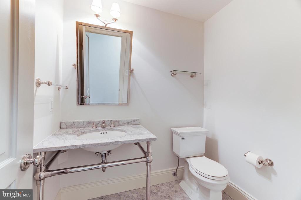 1848 BILTMORE STREET NW Unit: 4