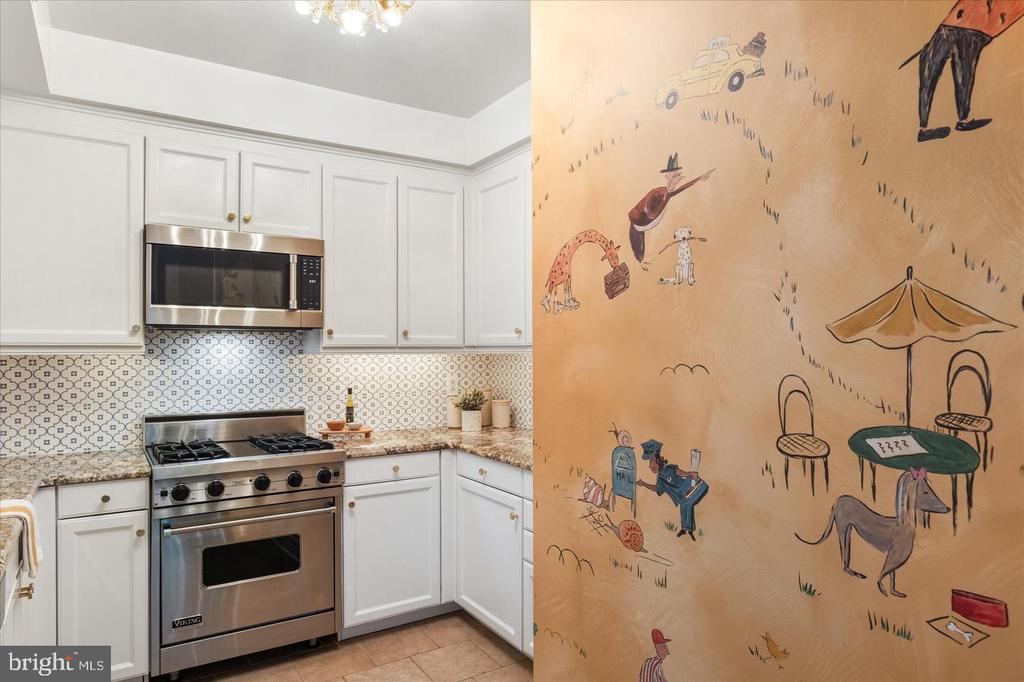 1155 23RD STREET NW Unit: 8H
