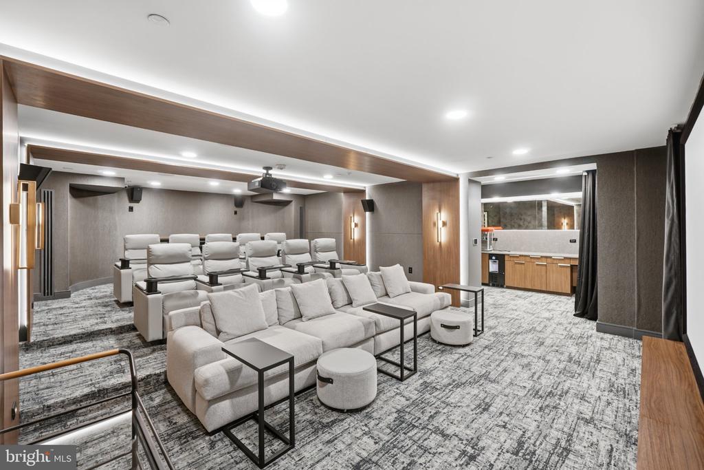 631 D STREET NW Unit: 844