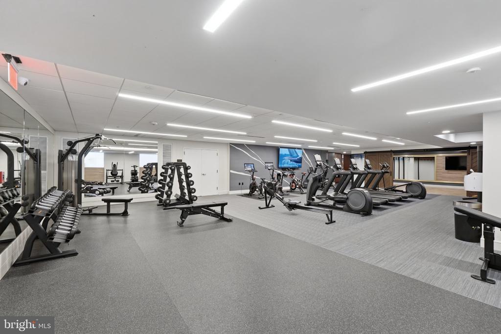 631 D STREET NW Unit: 844